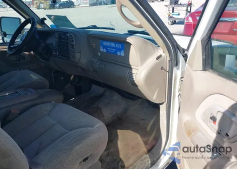 1999 GMC Suburban 2500 Sl from USA, damaged, VIN 3GKGC26J9XG513808